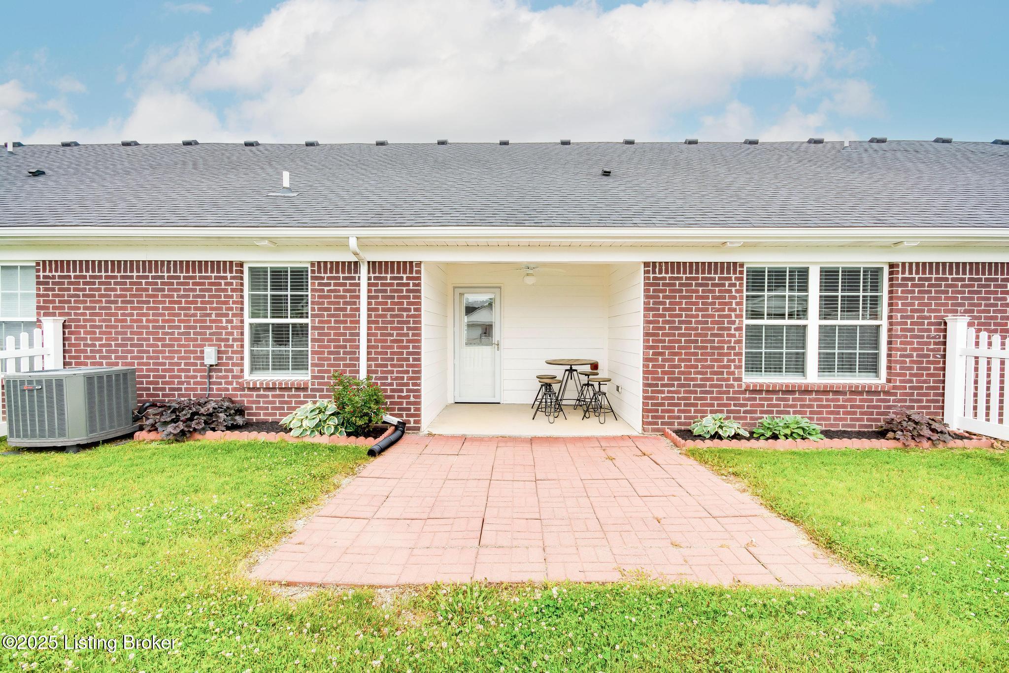 6637 Woods Mill Dr, Louisville, Pennsylvania image 43