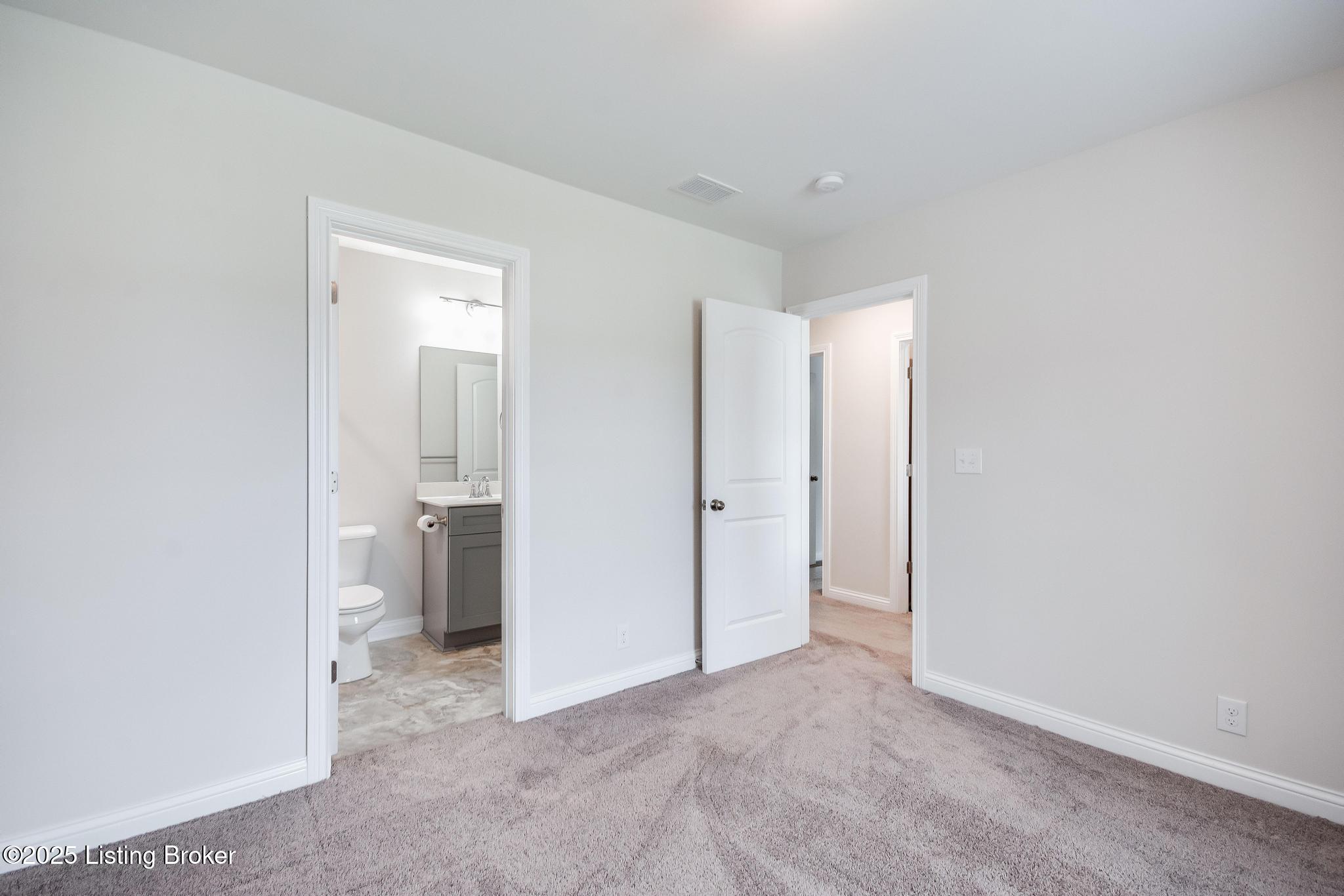6637 Woods Mill Dr, Louisville, Pennsylvania image 30