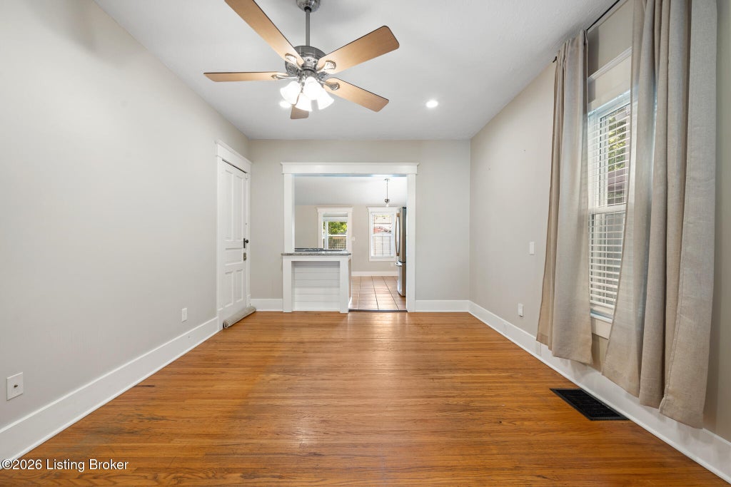 Photo of 1019 Lydia St, Louisville, KY 40217 (MLS # 1724313)