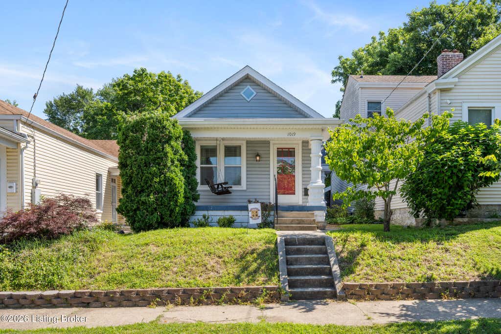 Photo of 1019 Lydia St, Louisville, KY 40217 (MLS # 1724313)