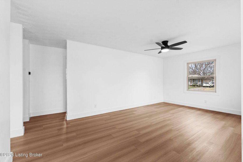 Photo of 5500 Jessamine Ln, Louisville, KY 40258 (MLS # 1709752)