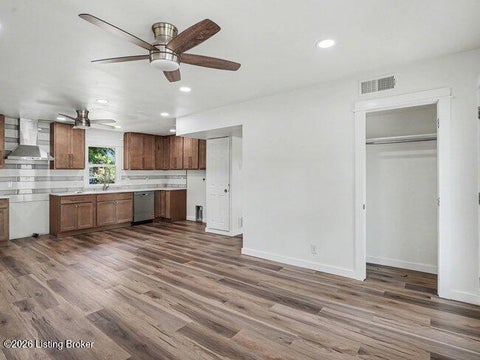 Townhouse For Sale - 5415 Ilex Ave<br/> Louisville, KY 40213