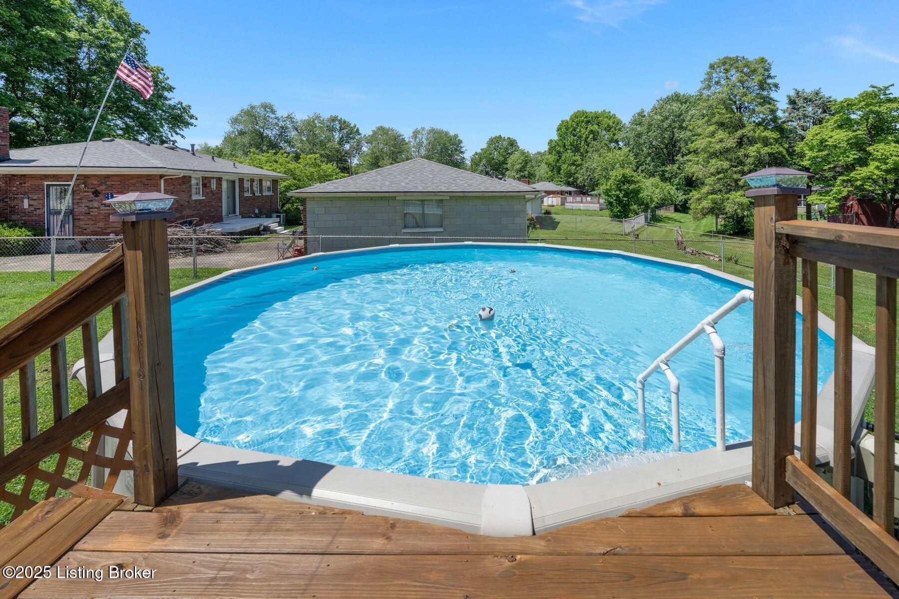 8003 Red Cedar Way, Louisville, Pennsylvania image 47