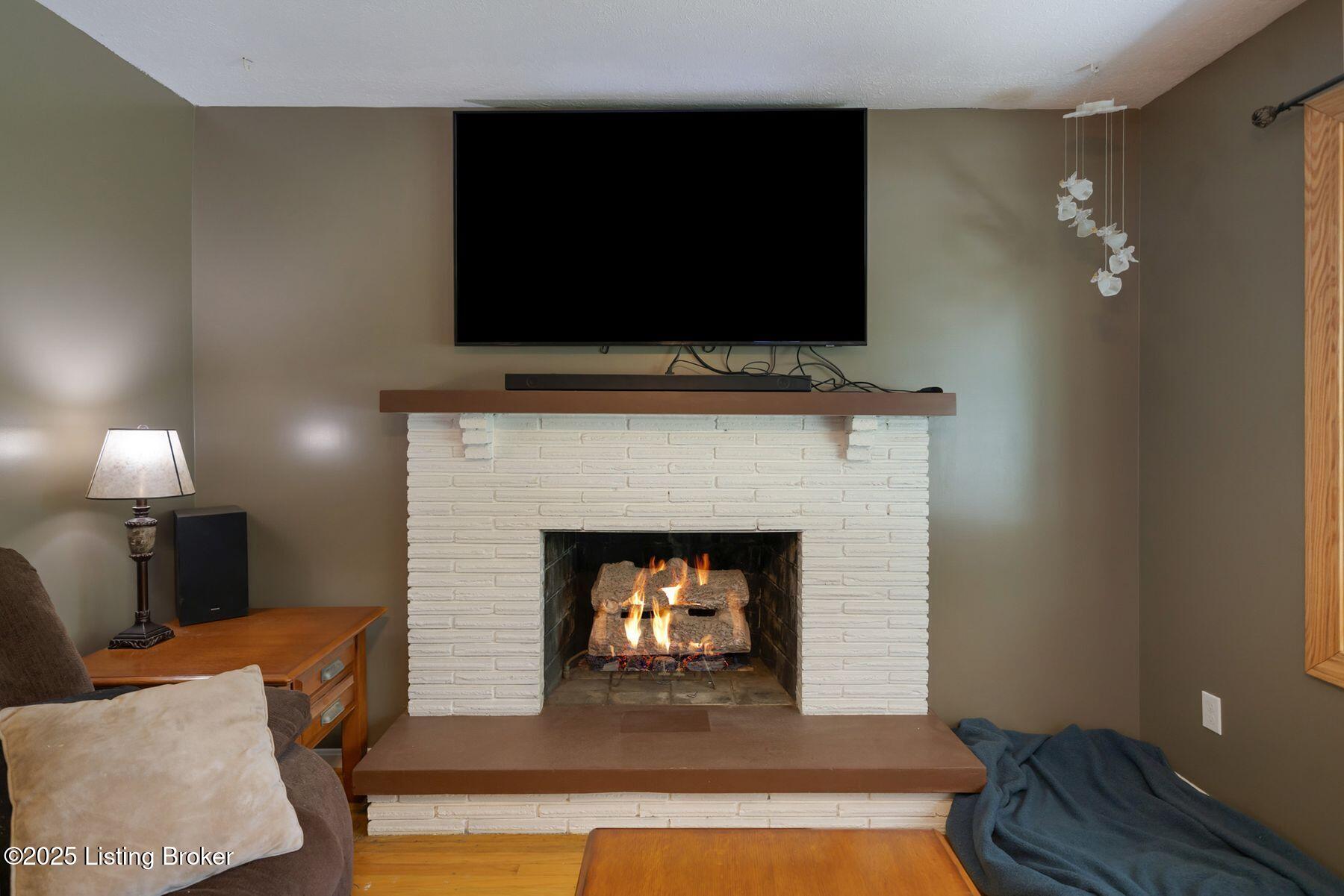 8003 Red Cedar Way, Louisville, Pennsylvania image 6