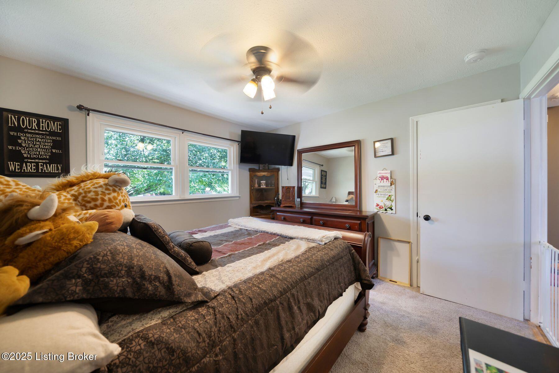 8003 Red Cedar Way, Louisville, Pennsylvania image 26