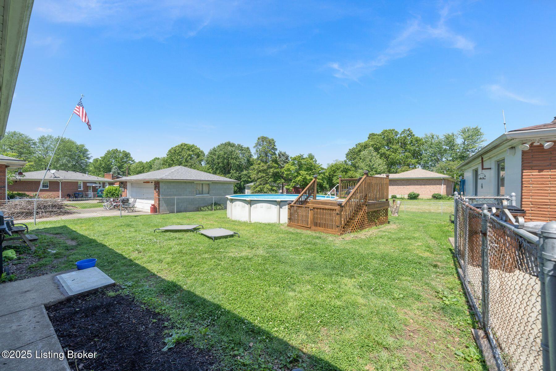 8003 Red Cedar Way, Louisville, Pennsylvania image 38