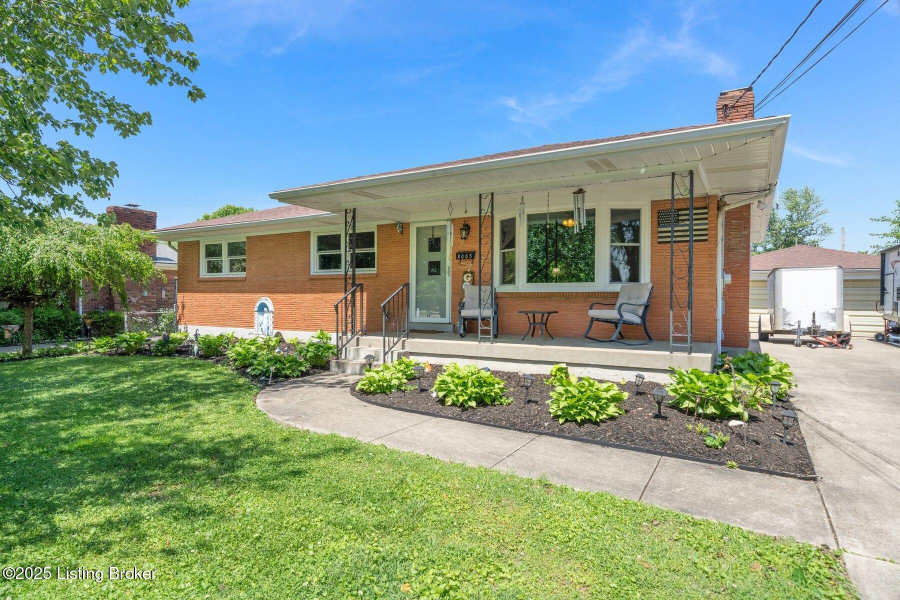 8003 Red Cedar Way, Louisville, Pennsylvania image 4