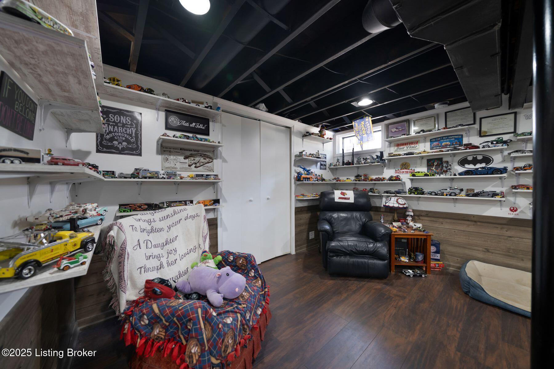 8003 Red Cedar Way, Louisville, Pennsylvania image 30