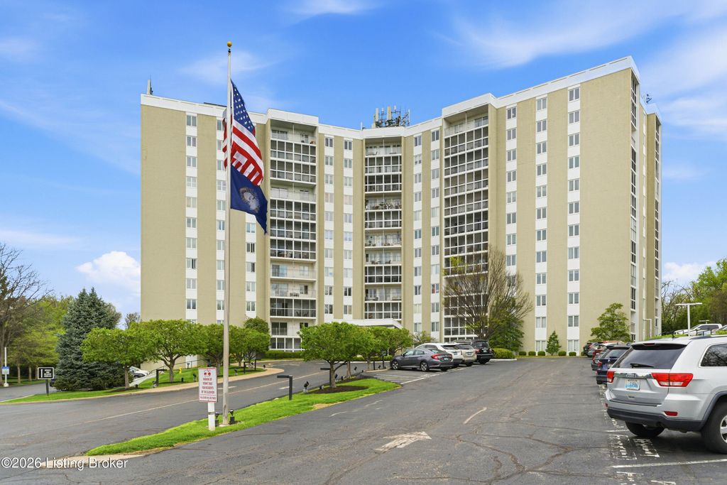 Photo of 5100 US-42 #922, Louisville, KY 40241 (MLS # 1713436)