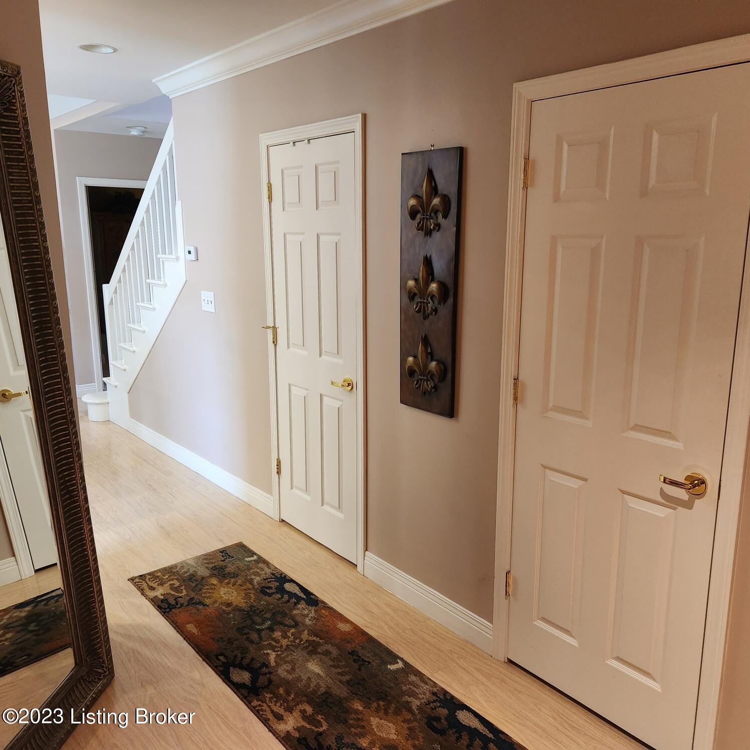404 Eastgate Village Wynde, Louisville, Kentucky image 9