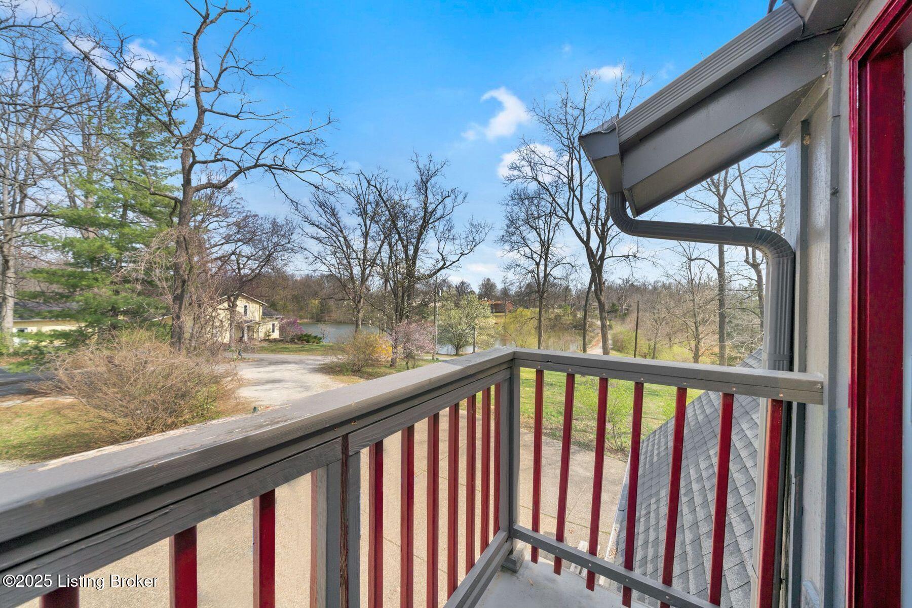 6012 Camden Acres Dr, Crestwood, Kentucky image 46