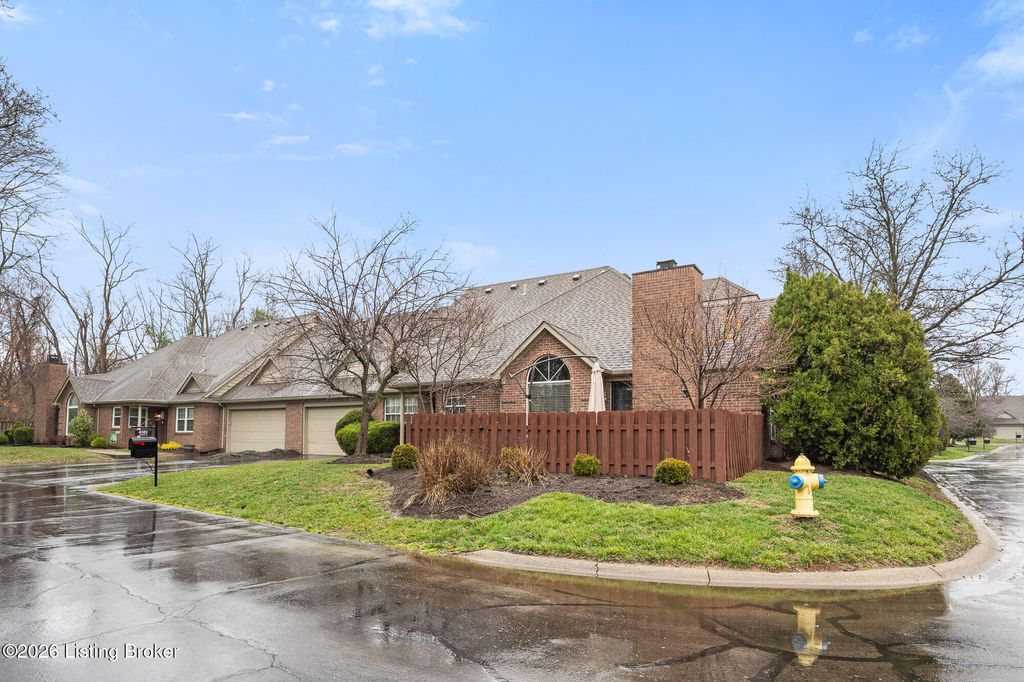 Photo of 4101 Adelaide Ct, Louisville, KY 40241 (MLS # 1710408)