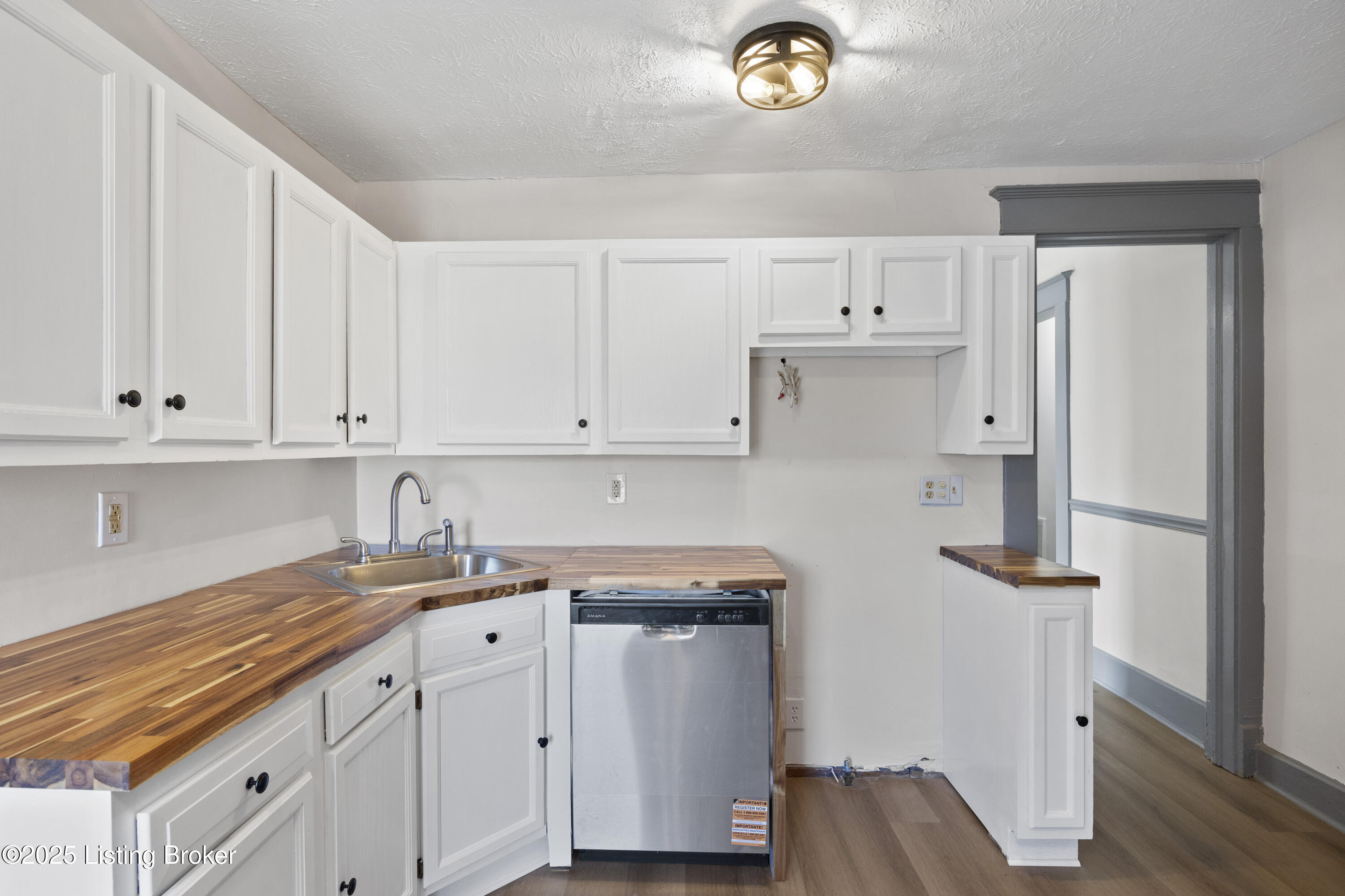 4131 W Broadway, Louisville, Pennsylvania image 10