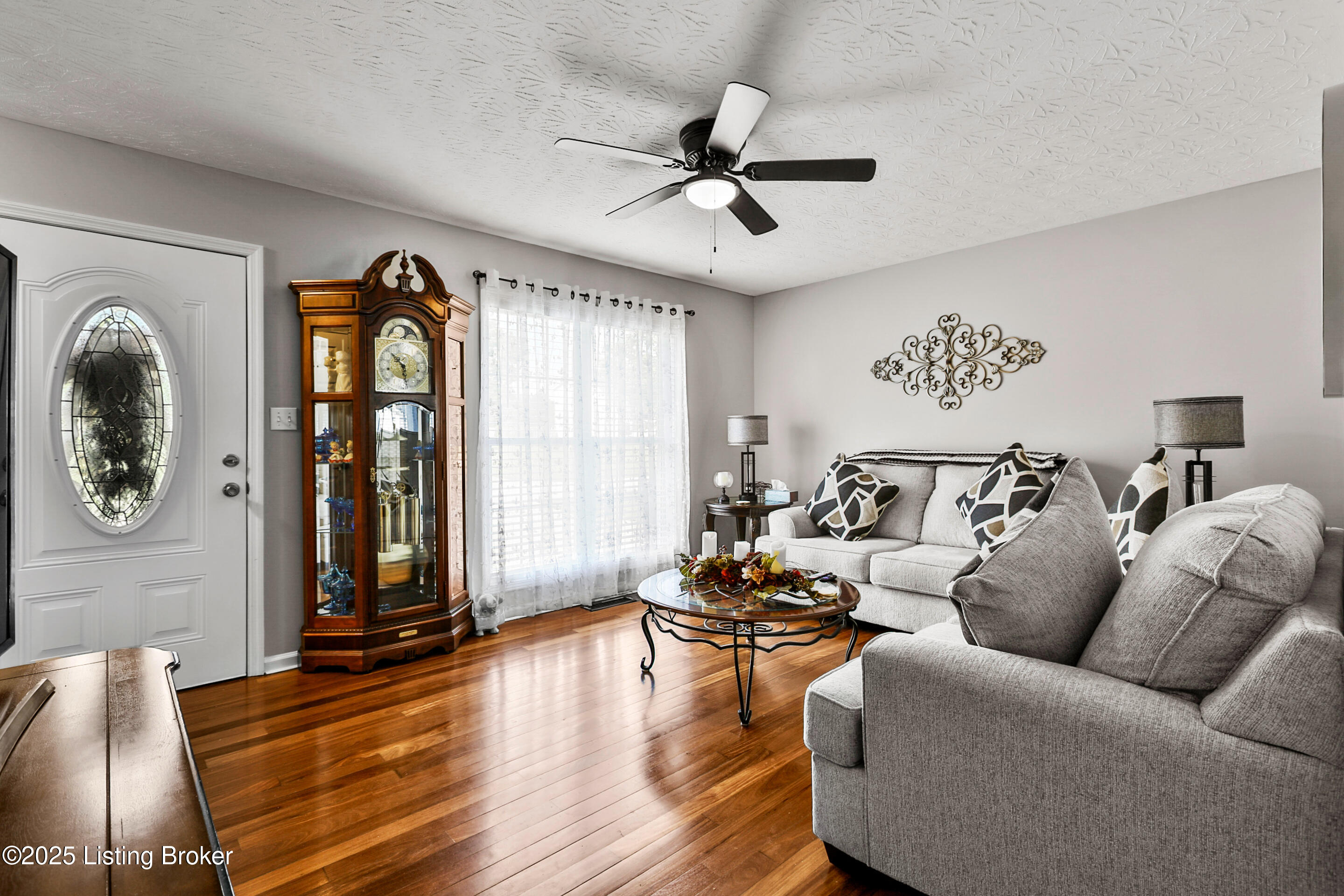 513 Garden Ct, Simpsonville, Pennsylvania image 2