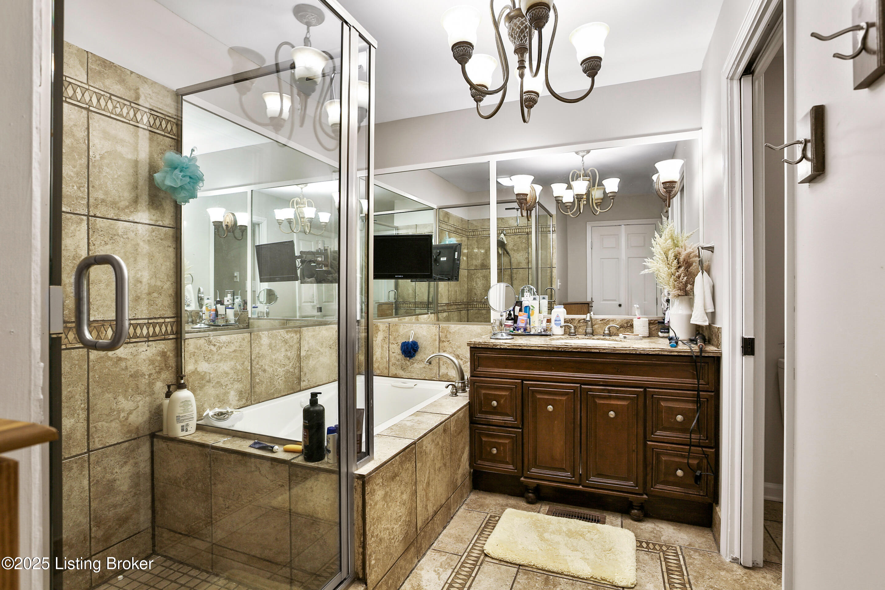 513 Garden Ct, Simpsonville, Pennsylvania image 11