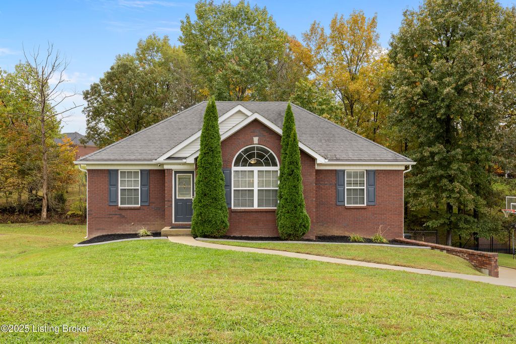 Photo of 113 Chesapeake Trail, Coxs Creek, KY 40013 (MLS # 1702071)