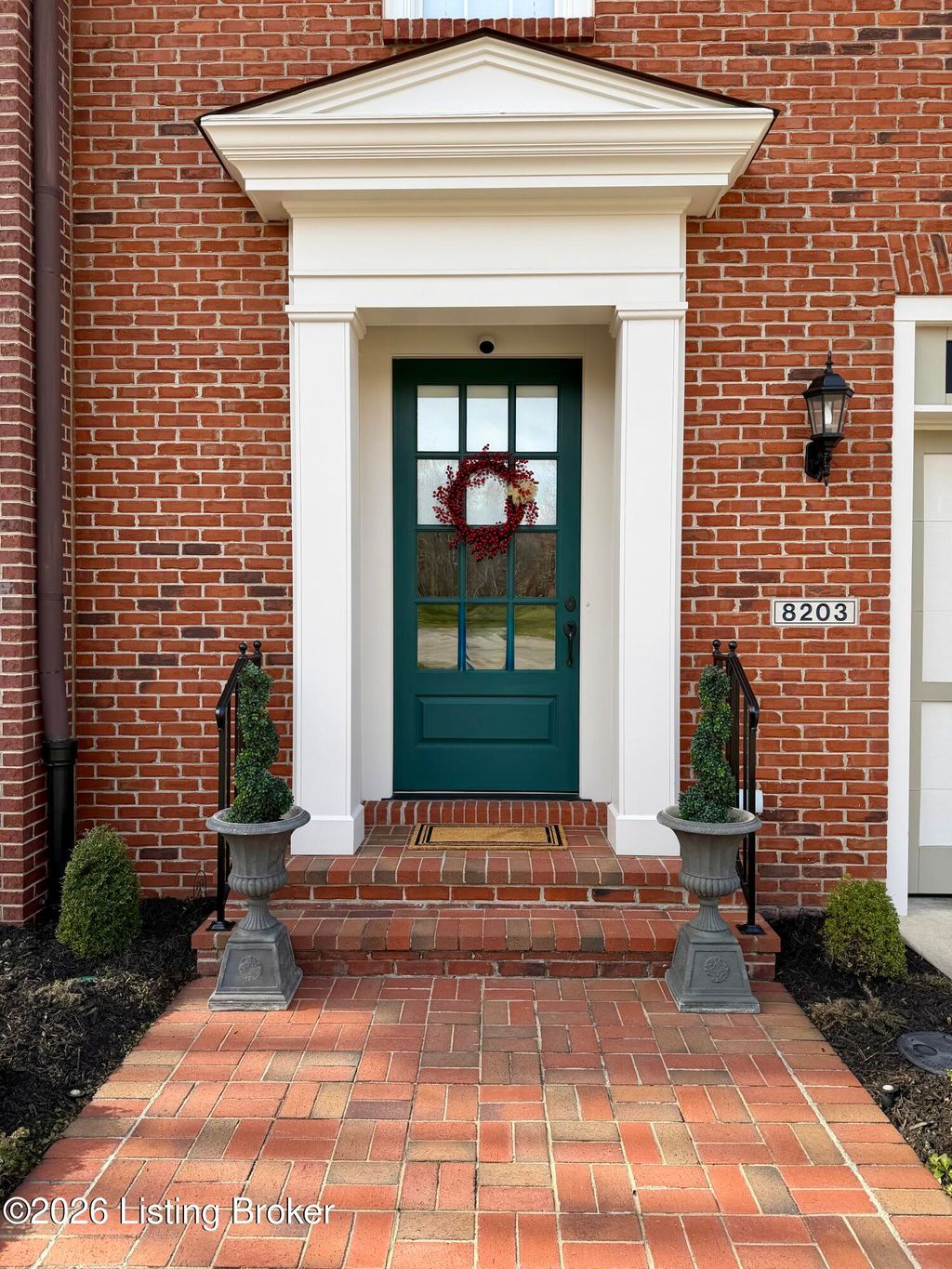 Photo of 8203 Maris Ct, Louisville, KY 40241 (MLS # 1707864)