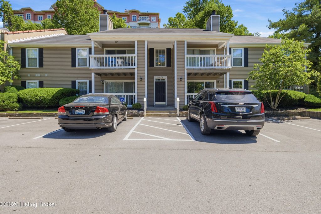 Photo of 410 Mockingbird Valley Rd #APT 51, Louisville, KY 40207 (MLS # 1717507)