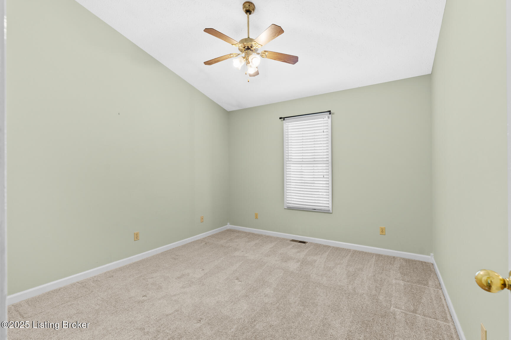 23 Bald Mountain Cir, Shelbyville, Kentucky image 14