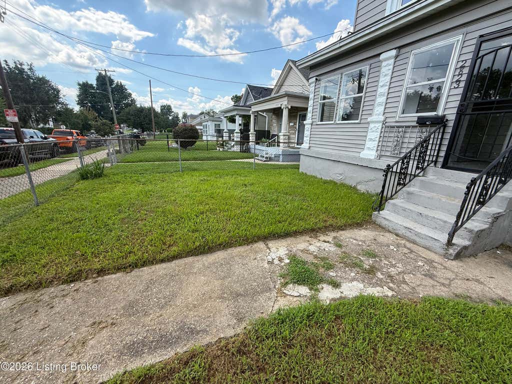 Photo of 2823 W Main St, Louisville, KY 40212 (MLS # 1723423)