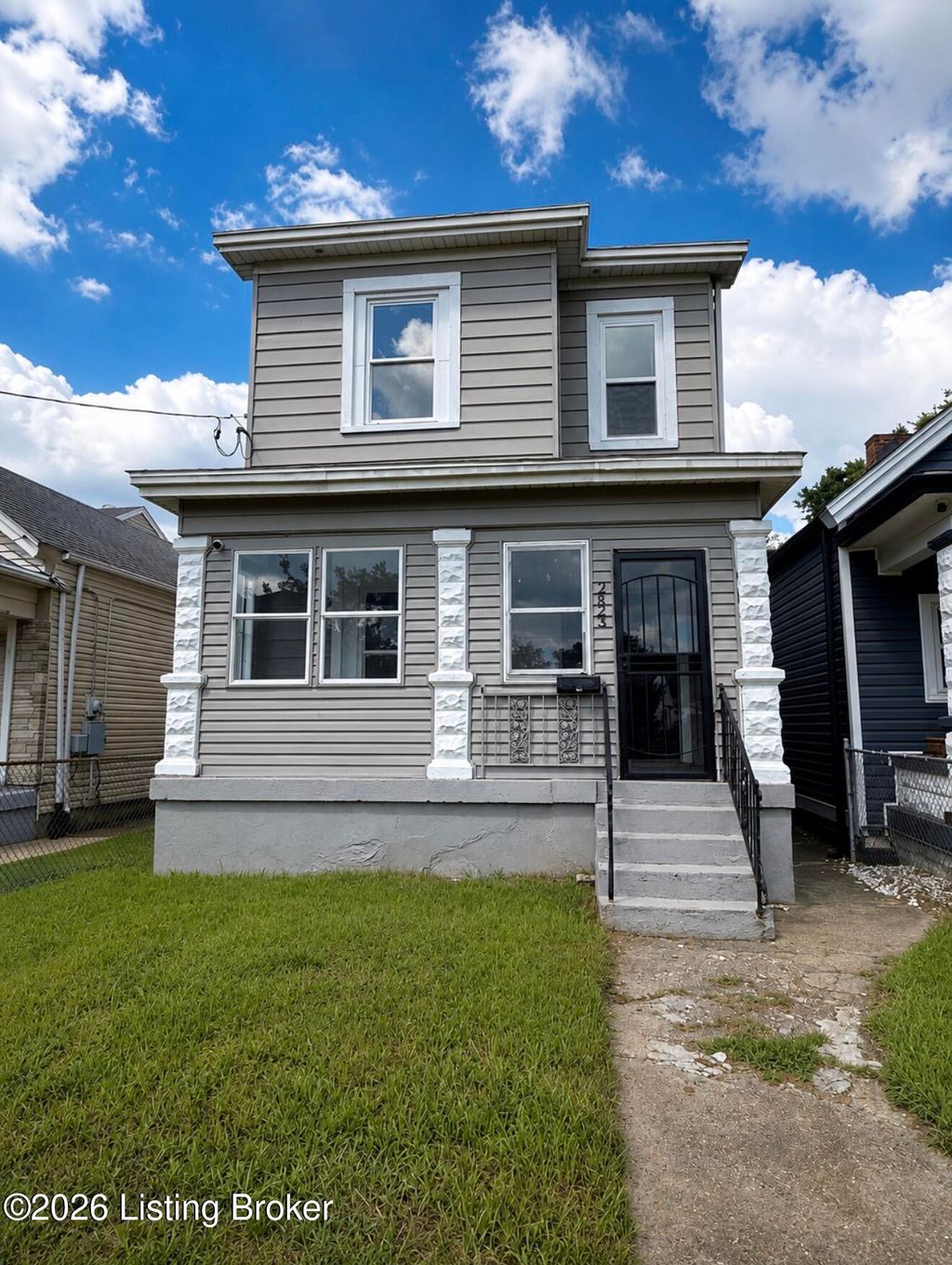 Photo of 2823 W Main St, Louisville, KY 40212 (MLS # 1723423)