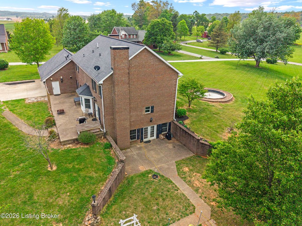 Photo of 510 Coleman Rd, Vine Grove, KY 40175 (MLS # 1716023)