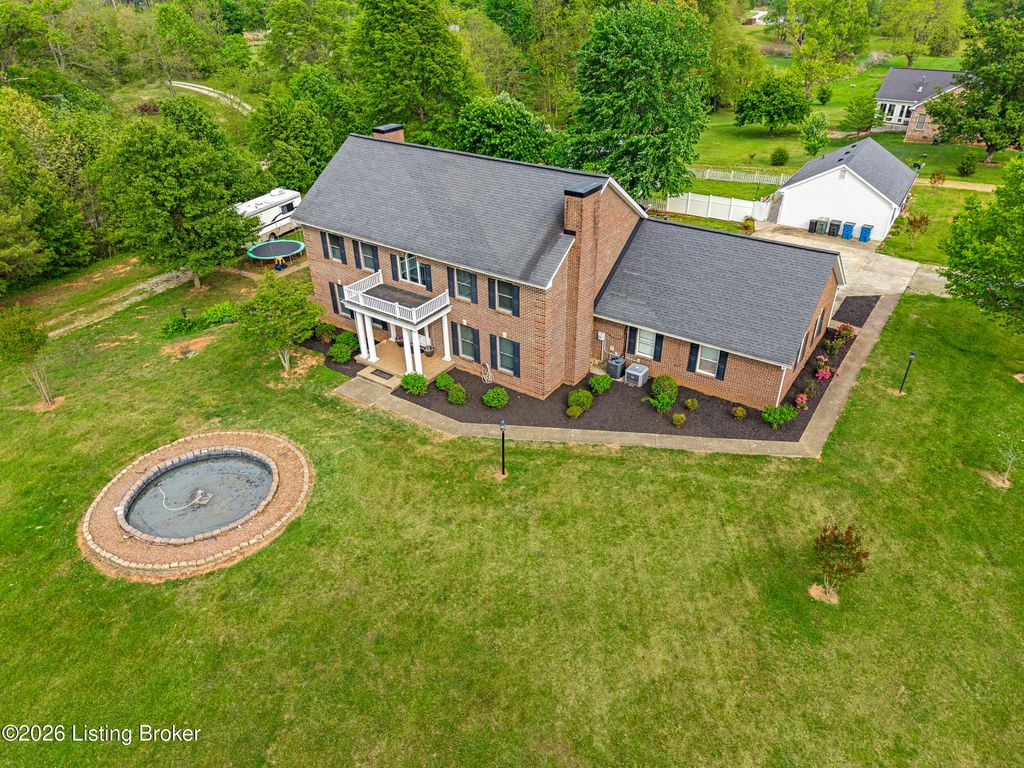 Photo of 510 Coleman Rd, Vine Grove, KY 40175 (MLS # 1716023)