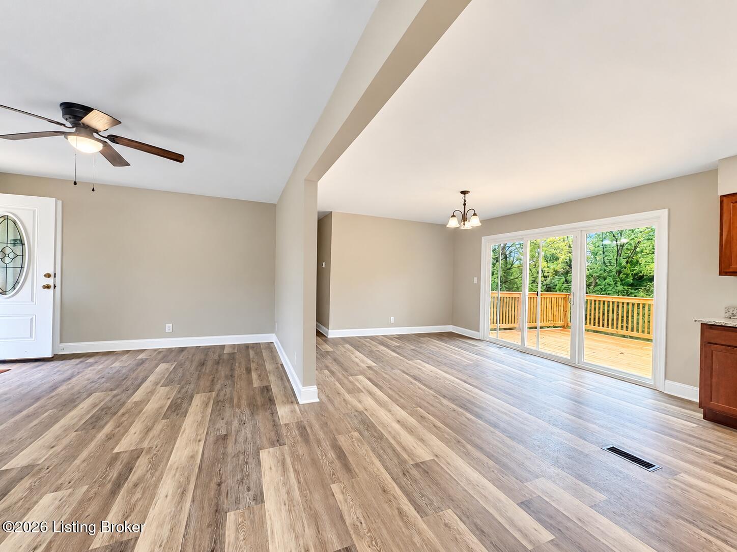 612 Deatsville Rd