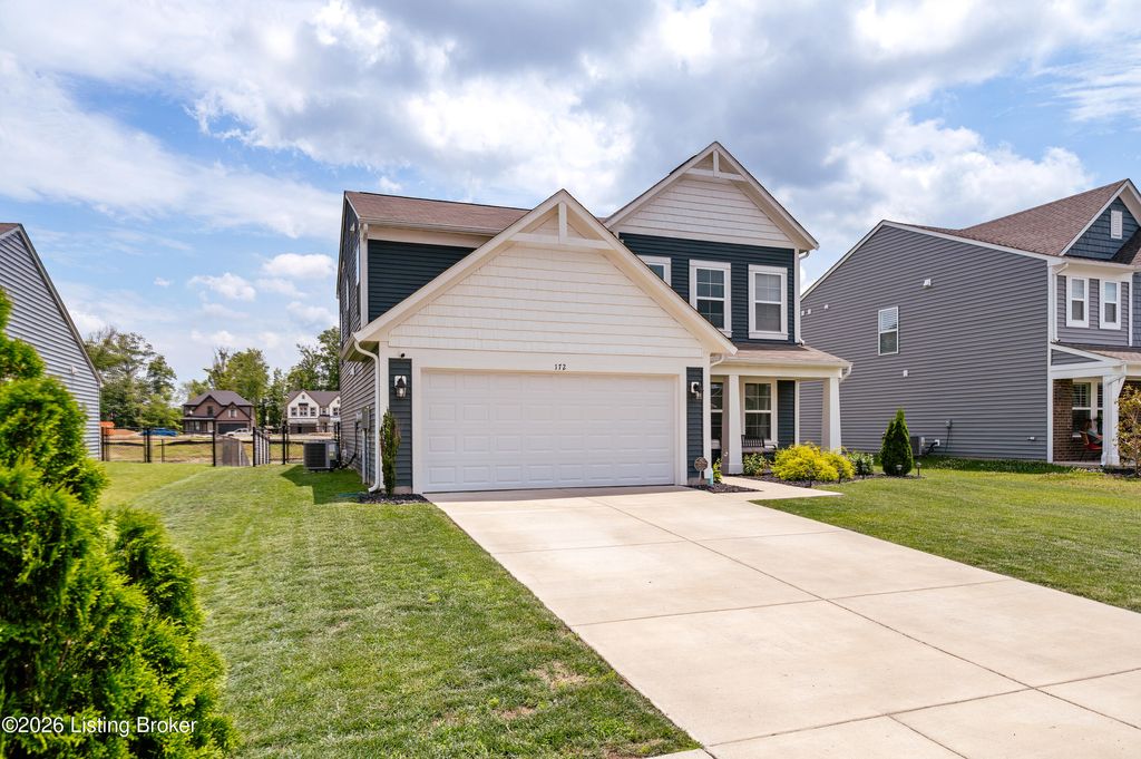 Photo of 172 Rising Sun Ct, Shepherdsville, KY 40165 (MLS # 1721822)