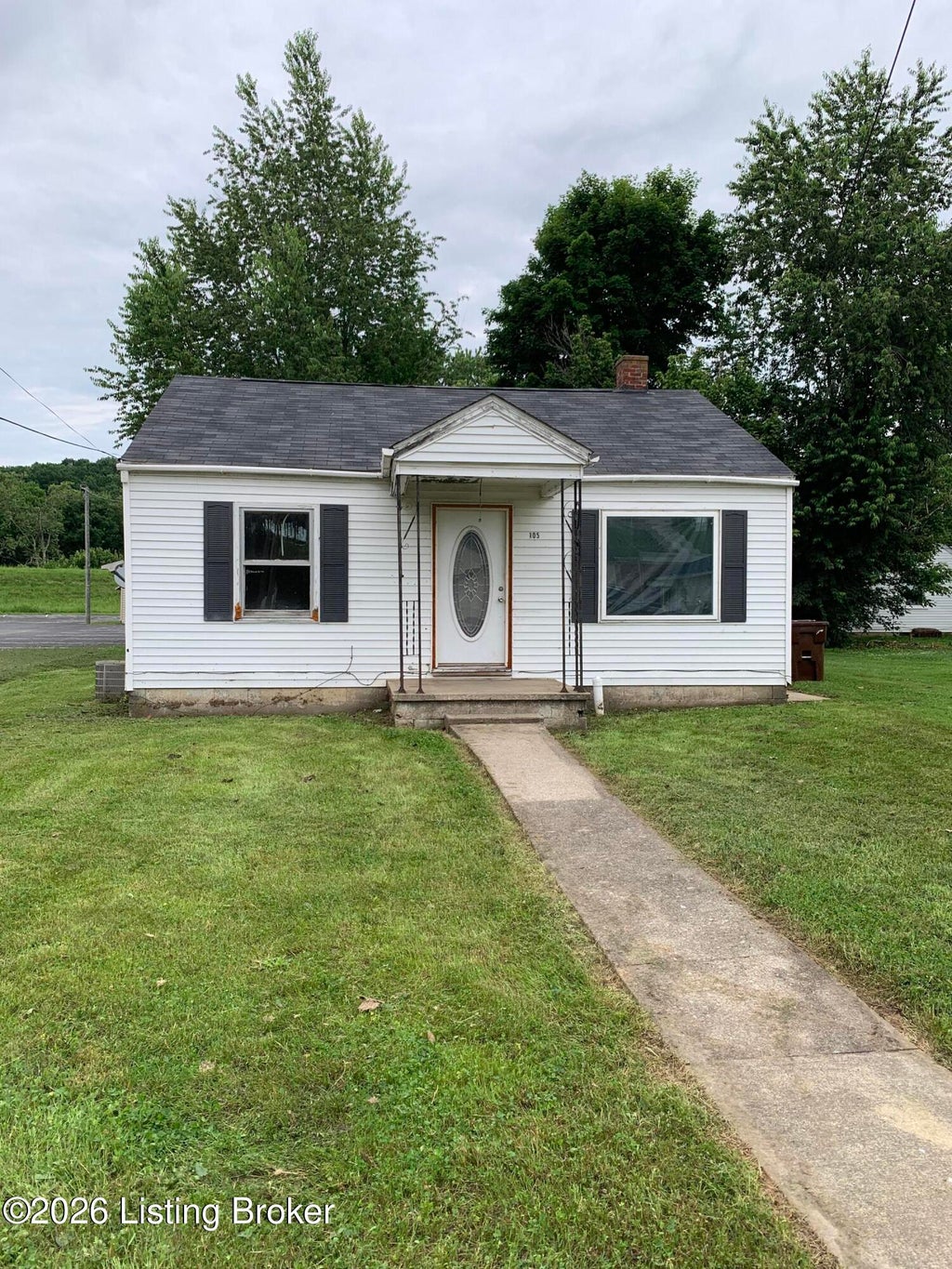 Photo of 105 Reasor Ave, Taylorsville, KY 40071 (MLS # 1723061)