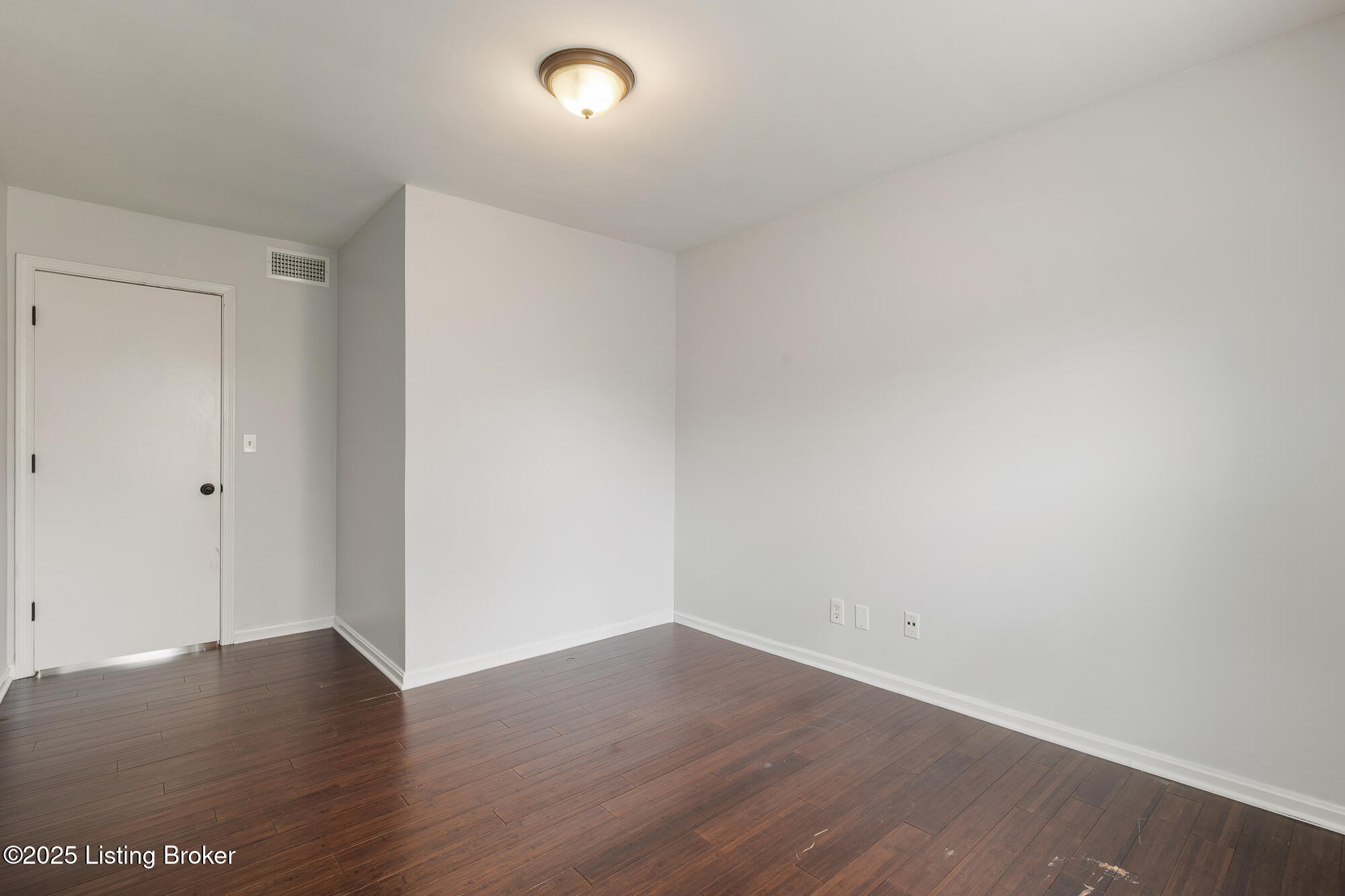 521 Zorn Ave #H11, Louisville, Kentucky image 21