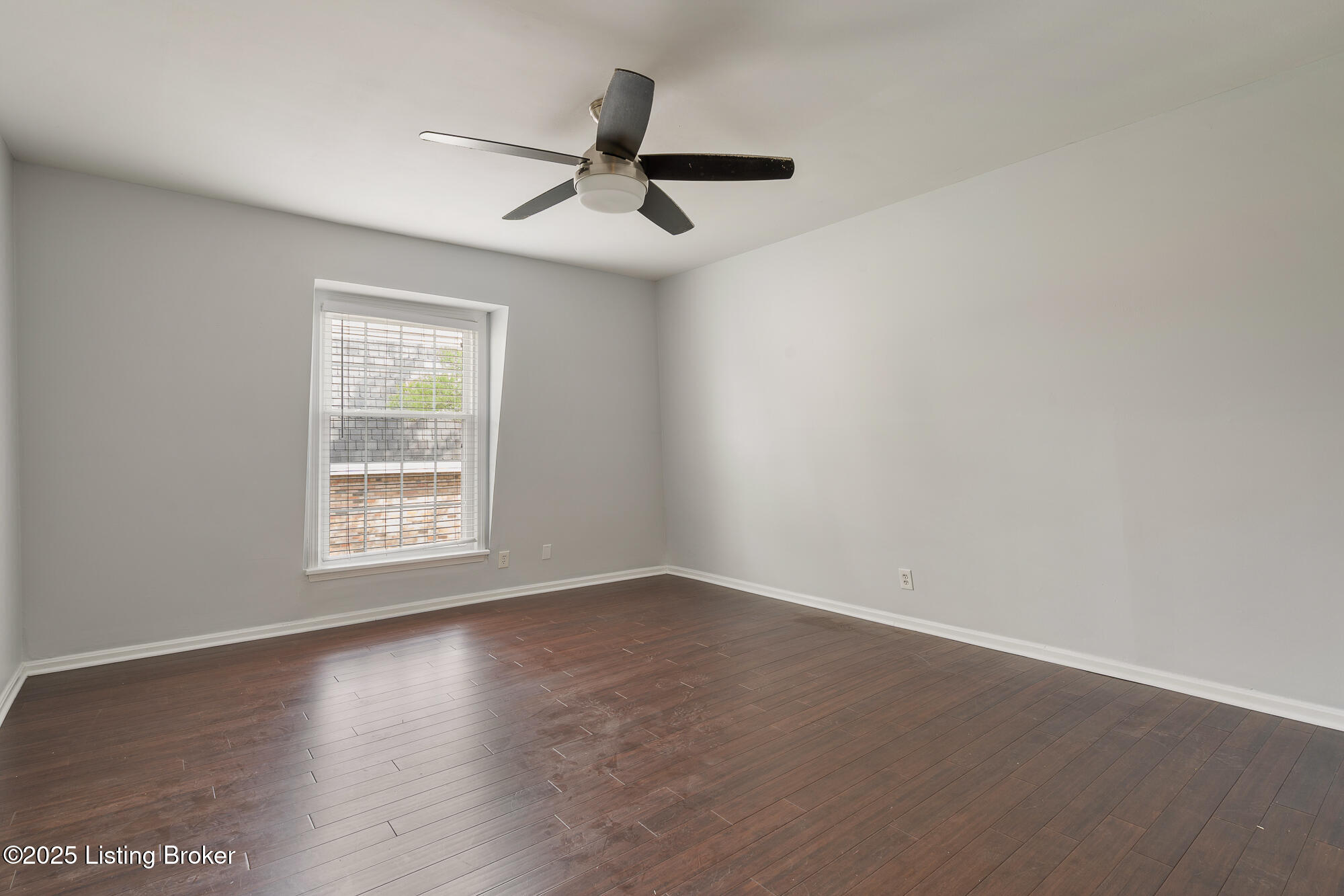 521 Zorn Ave #H11, Louisville, Kentucky image 17