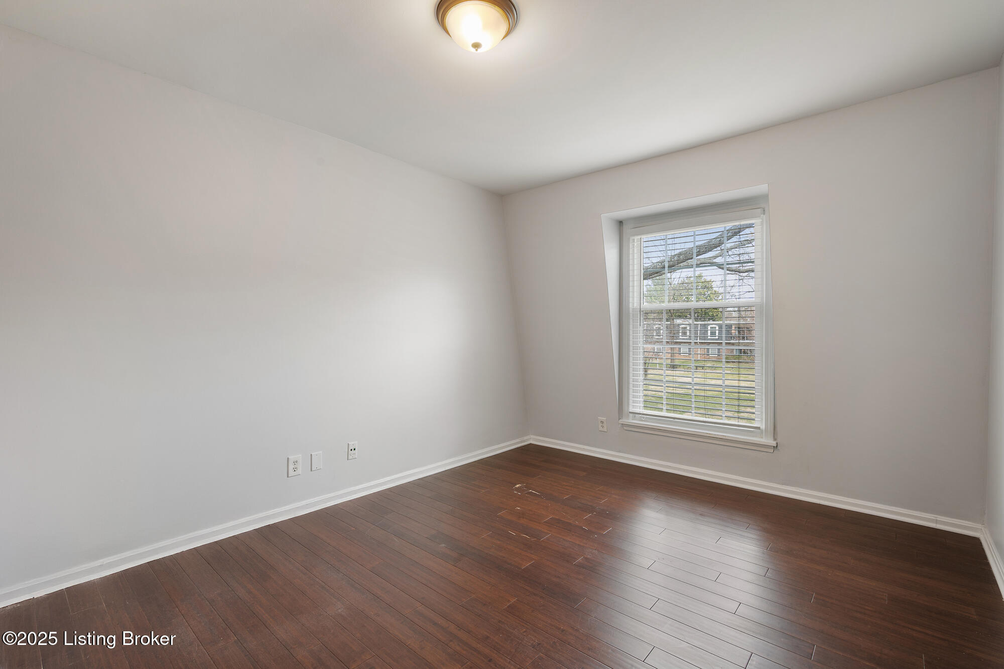 521 Zorn Ave #H11, Louisville, Kentucky image 20