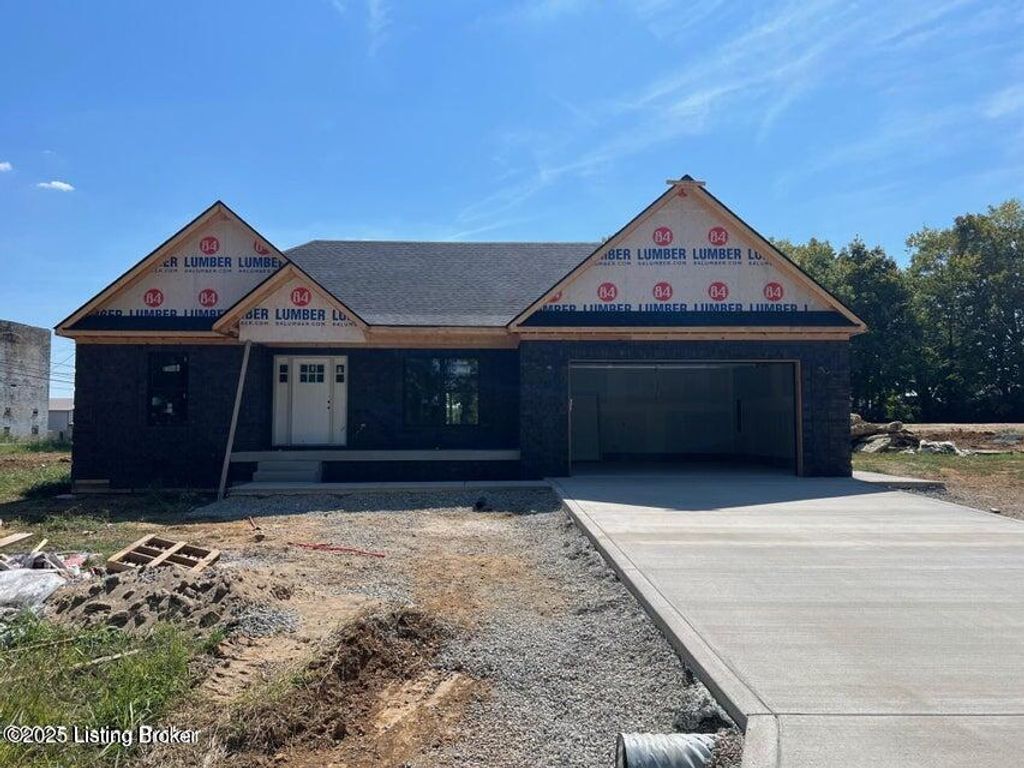 Photo of 101 Hidden Valley Dr, Bardstown, KY 40004 (MLS # 1701570)