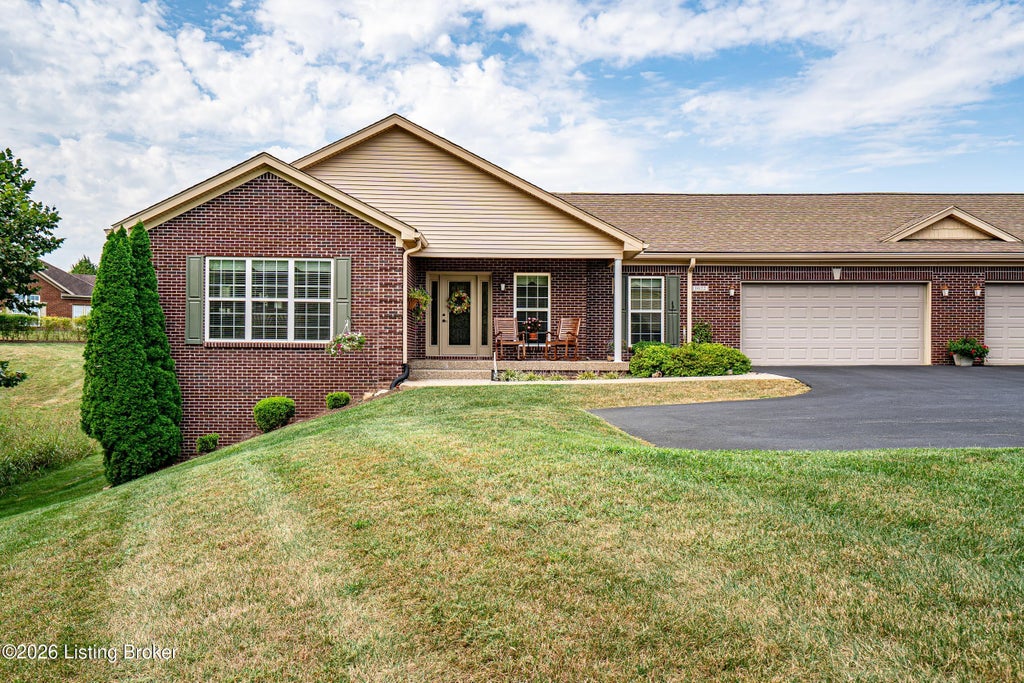 Photo of 1022 Classic Way, Louisville, KY 40245 (MLS # 1729837)