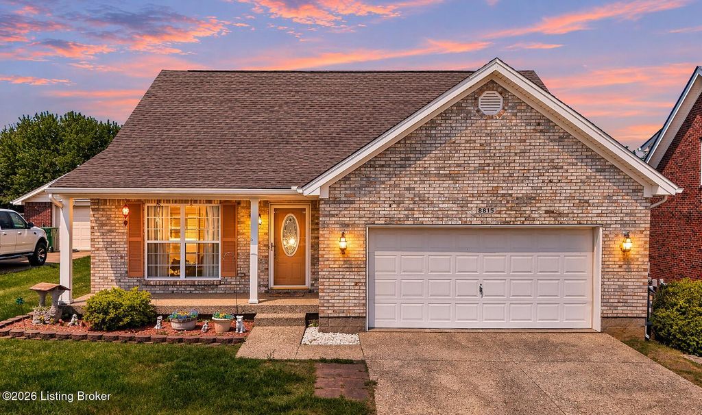 Photo of 8815 Wisdom Ln, Louisville, KY 40229 (MLS # 1714989)