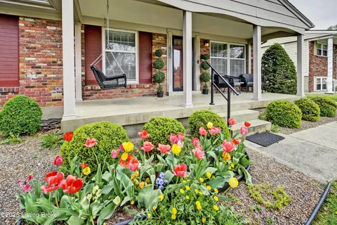 405 Kenny Blvd, Louisville, KY 40214 - #: 1684710