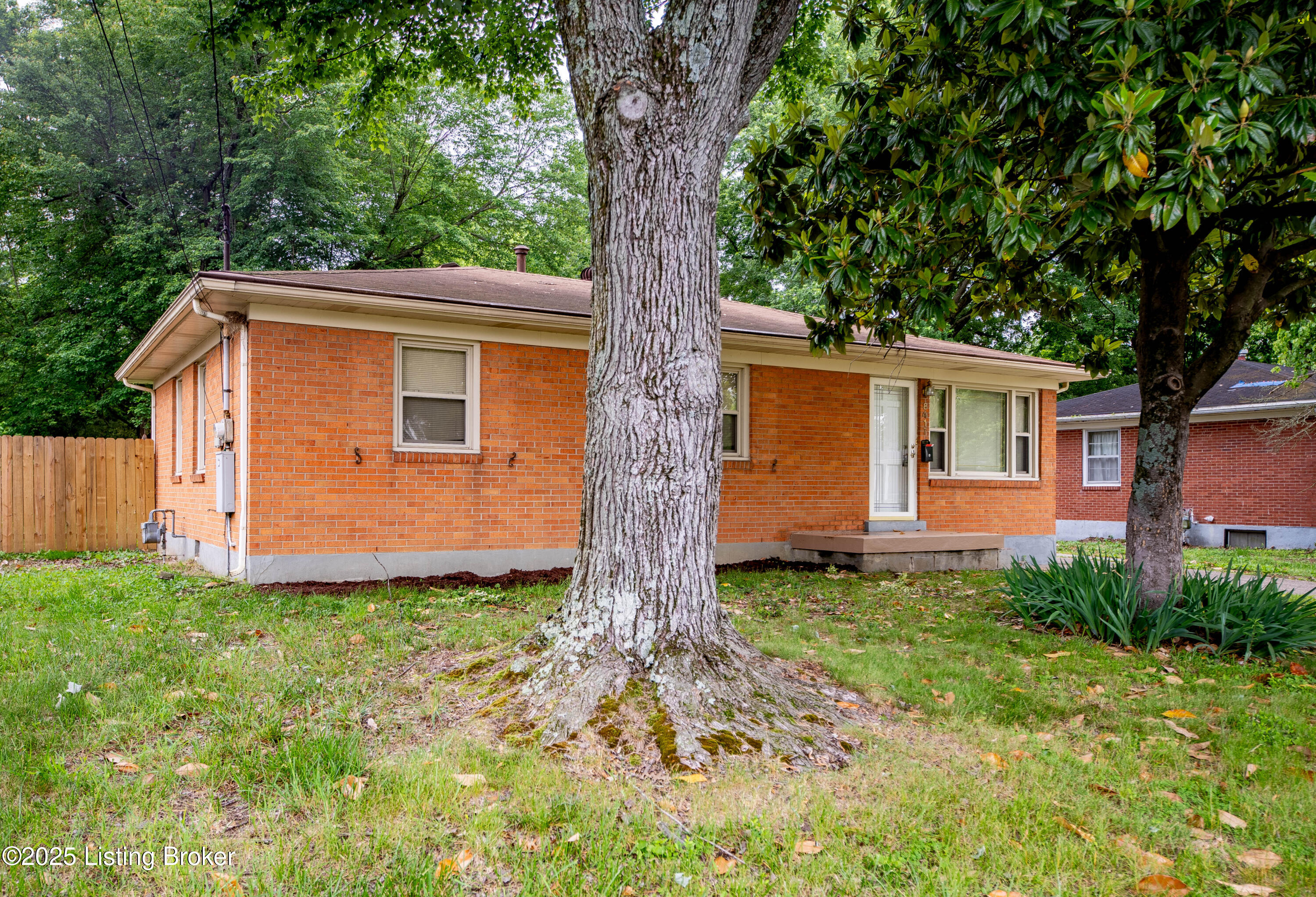 8417 Madrone Ave, Louisville, Kentucky image 2