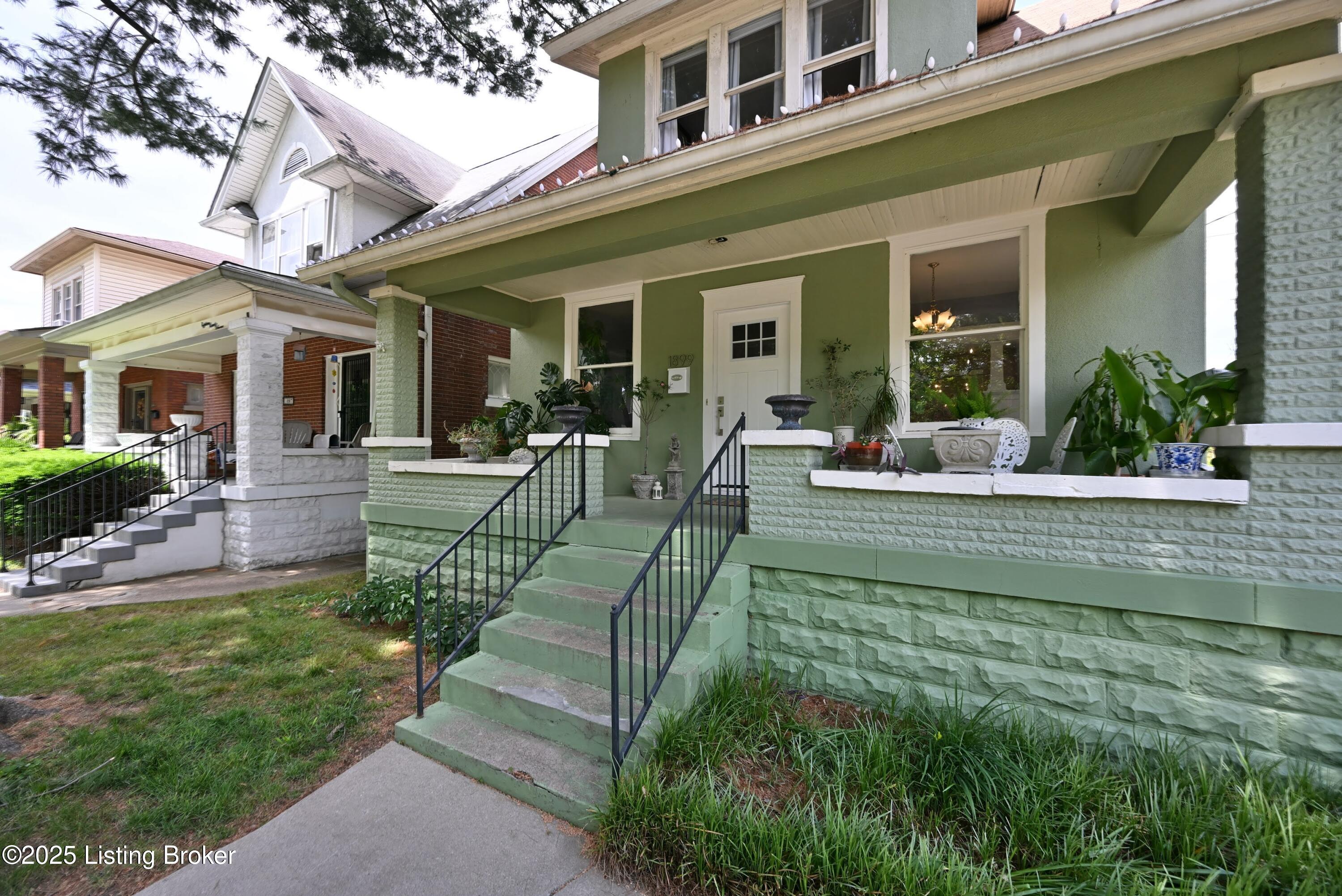 1899 Princeton Dr, Louisville, Kentucky image 3