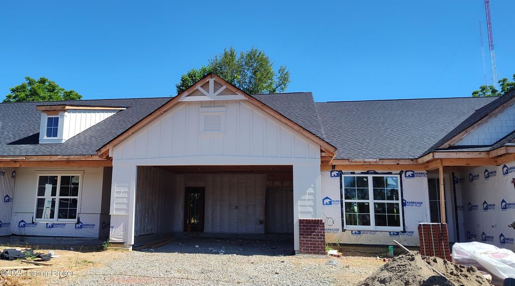 Photo of 12502 Button Willow Ln, Louisville, KY 40299 (MLS # 1707752)