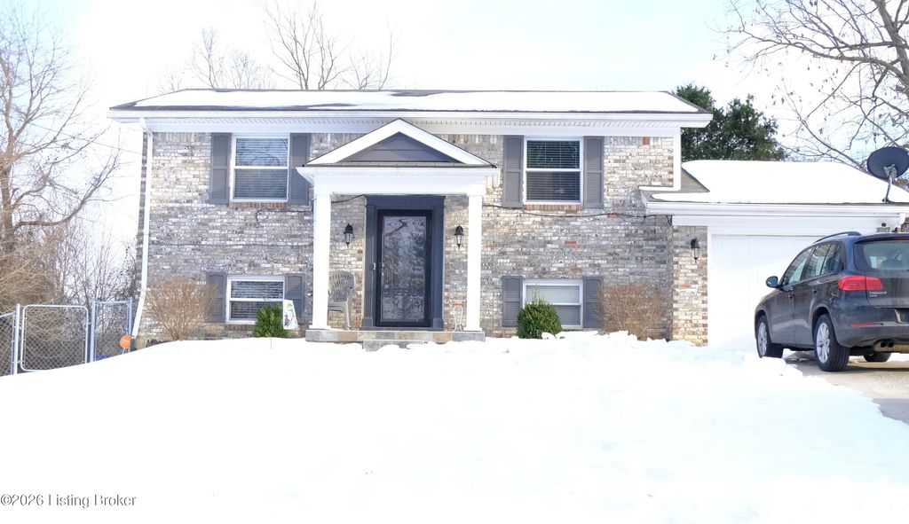 Photo of 316 Indiana Trail, Radcliff, KY 40160 (MLS # 1708713)