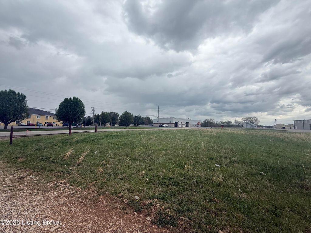 Photo of 1855 Armory Pl, Brandenburg, KY 40108 (MLS # 1713454)