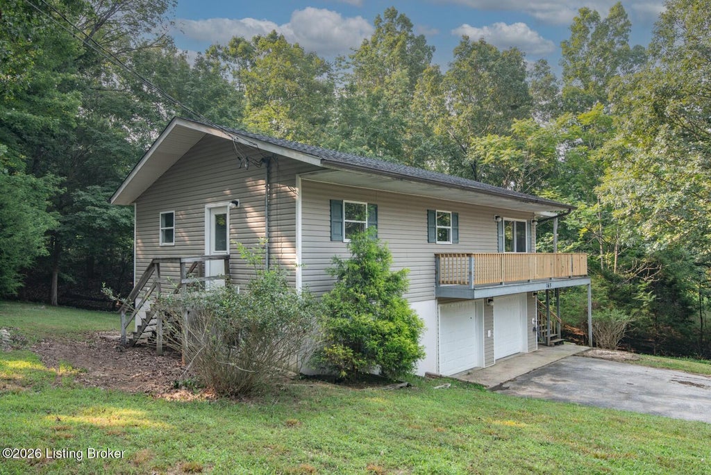 Photo of 163 Wisteria Ln, Brandenburg, KY 40108 (MLS # 1725878)