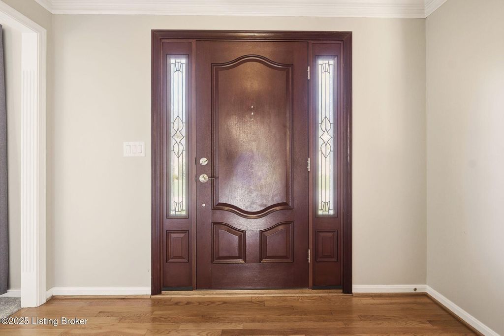 Photo of 3616 Locust E Cir, Prospect, KY 40059 (MLS # 1702507)