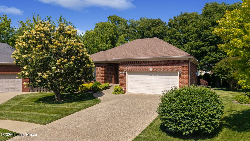 Photo of 4100 Brook Farm Pl, Louisville, KY 40299 (MLS # 1717338)