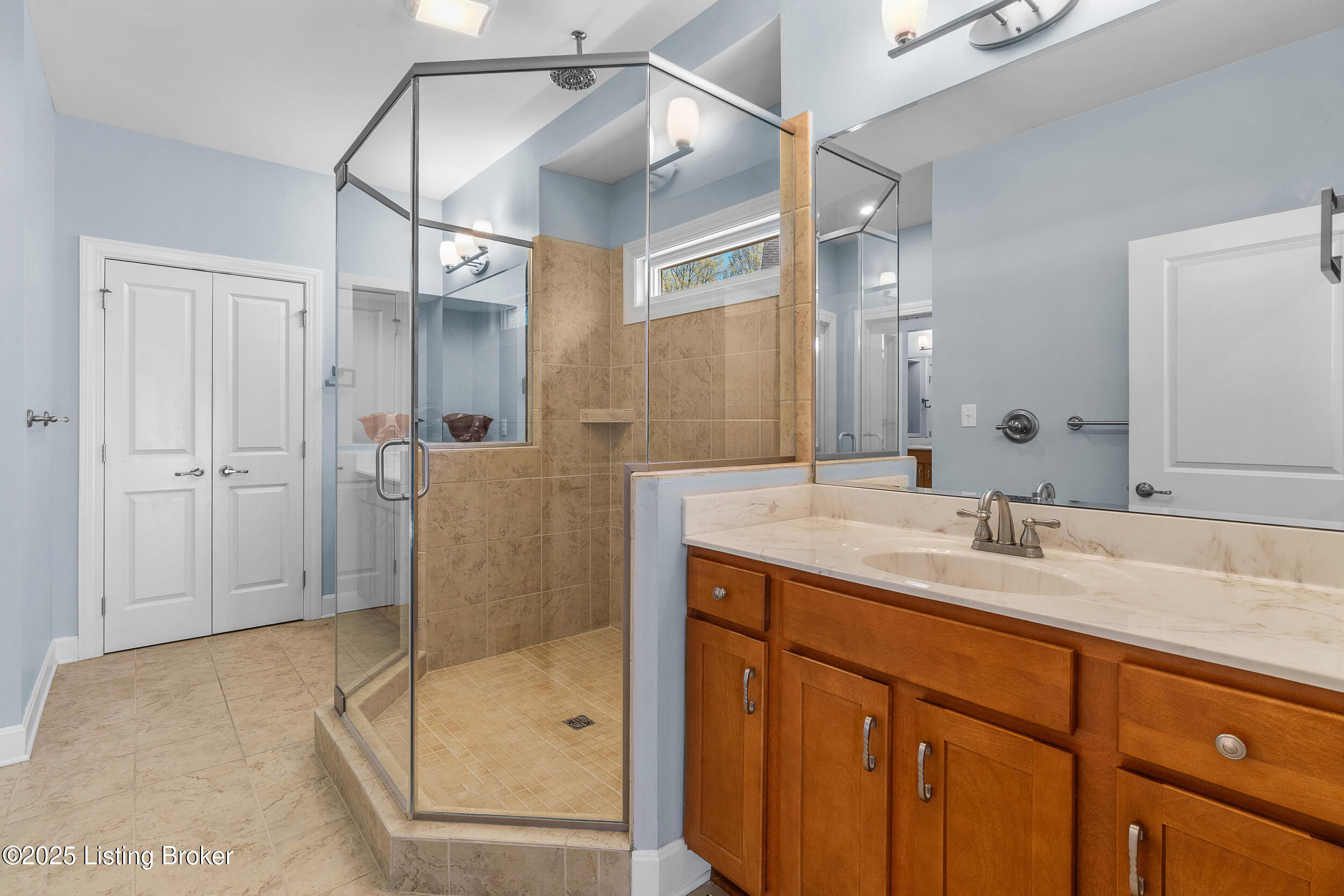 4724 Razor Creek Way, Louisville, Pennsylvania image 38