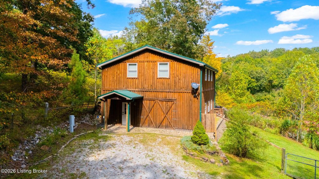 Photo of 369 Reynolds Rd, Bee Spring, KY 42207 (MLS # 1712302)