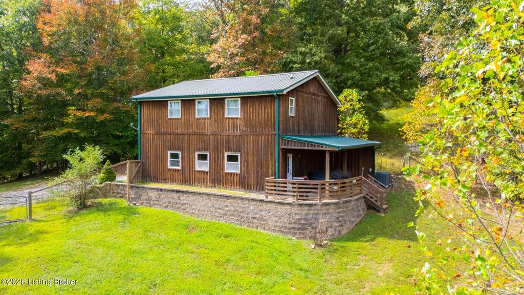 Photo of 369 Reynolds Rd, Bee Spring, KY 42207 (MLS # 1712302)