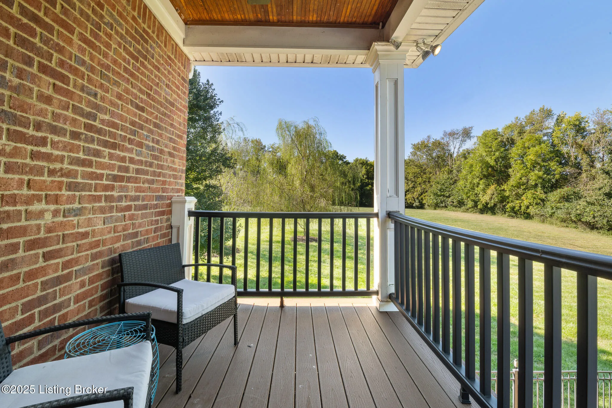 Crestwood, Kentucky 40014, United States, 5 Bedrooms Bedrooms, ,6 BathroomsBathrooms,Residential,Active,203218