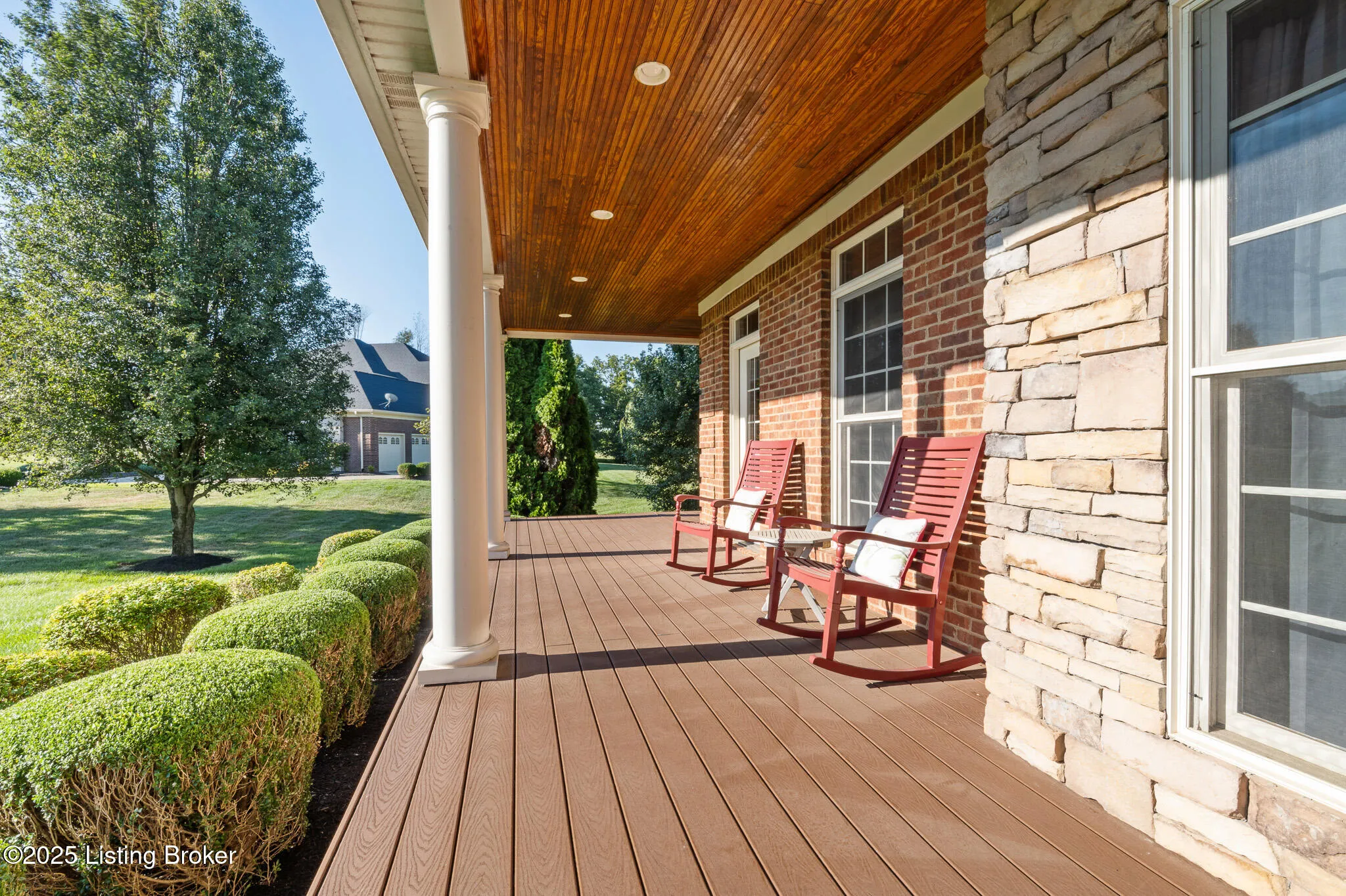 Crestwood, Kentucky 40014, United States, 5 Bedrooms Bedrooms, ,6 BathroomsBathrooms,Residential,Active,203218